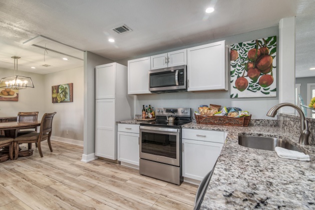 Miramar Beach, Florida 32550, 5 Bedrooms Bedrooms, ,4 BathroomsBathrooms,Residential,For Sale,Bayshore,868376