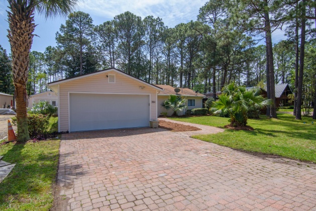 Miramar Beach, Florida 32550, 5 Bedrooms Bedrooms, ,4 BathroomsBathrooms,Residential,For Sale,Bayshore,868376