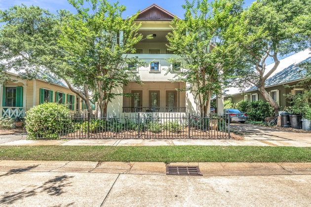 Miramar Beach, Florida 32550, 4 Bedrooms Bedrooms, ,5 BathroomsBathrooms,Residential,For Sale,Rue Caribe,868377