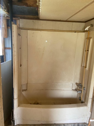 Defuniak Springs, Florida 32433, 3 Bedrooms Bedrooms, ,2 BathroomsBathrooms,Residential,For Sale,Punch Bowl,855374