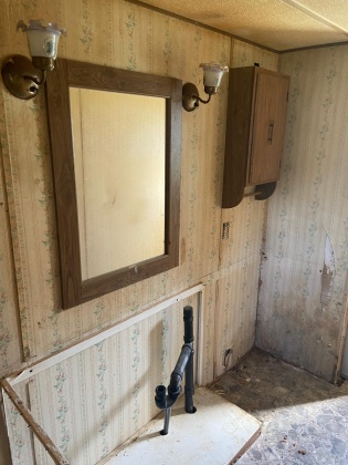 Defuniak Springs, Florida 32433, 3 Bedrooms Bedrooms, ,2 BathroomsBathrooms,Residential,For Sale,Punch Bowl,855374