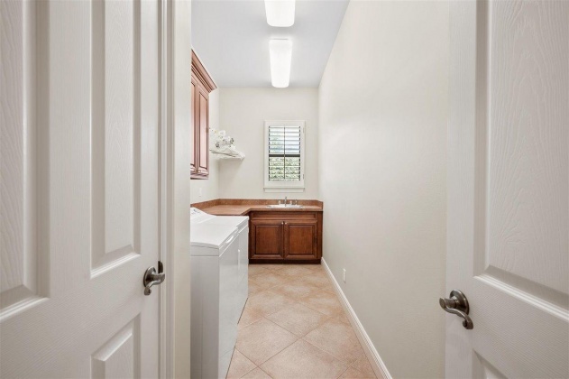 Miramar Beach, Florida 32550, 3 Bedrooms Bedrooms, ,4 BathroomsBathrooms,Residential,For Sale,Burnt Pine,868405