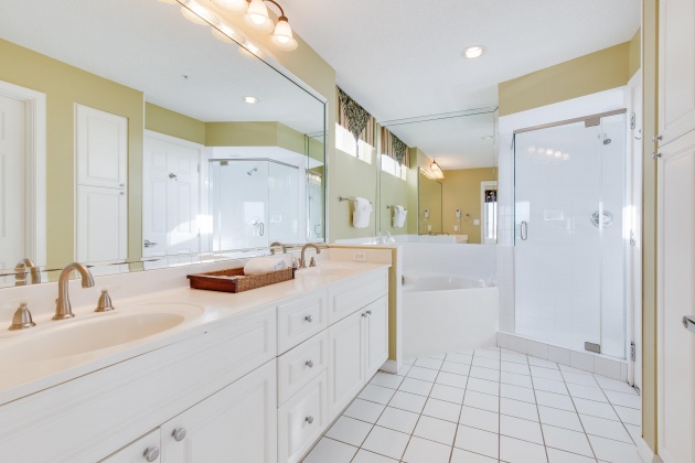 Miramar Beach, Florida 32550, 2 Bedrooms Bedrooms, ,2 BathroomsBathrooms,Residential,For Sale,Monaco,868416