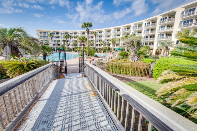 Miramar Beach, Florida 32550, 2 Bedrooms Bedrooms, ,2 BathroomsBathrooms,Residential,For Sale,Monaco,868416