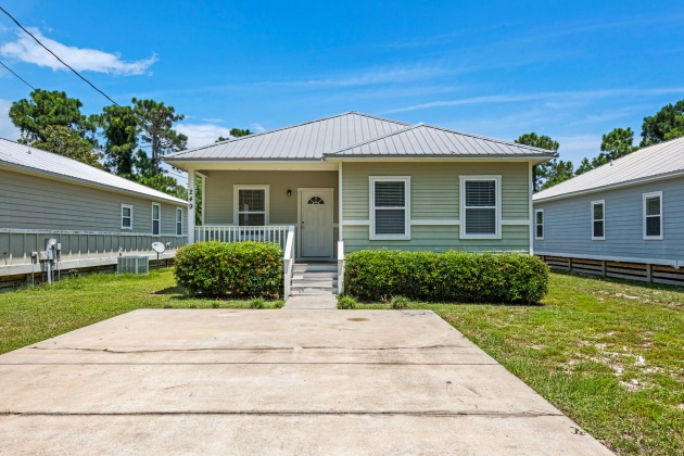 Niceville, Florida 32578, 4 Bedrooms Bedrooms, ,2 BathroomsBathrooms,Residential,For Sale,County Line,868436