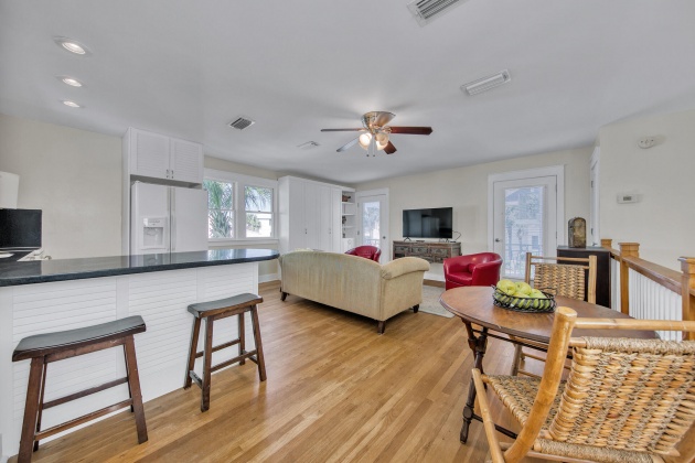 Panama City Beach, Florida 32413, 6 Bedrooms Bedrooms, ,4 BathroomsBathrooms,Residential,For Sale,Beachside,861062