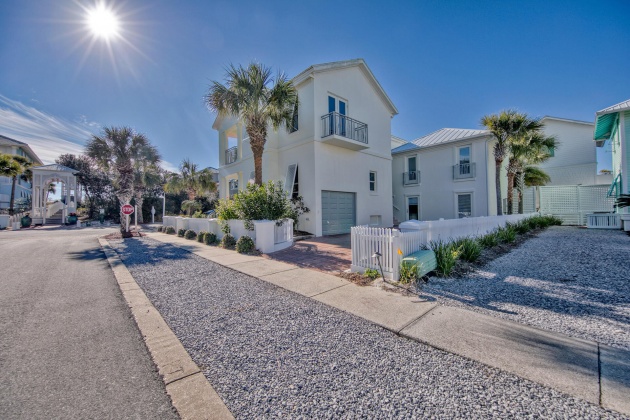 Panama City Beach, Florida 32413, 6 Bedrooms Bedrooms, ,4 BathroomsBathrooms,Residential,For Sale,Beachside,861062