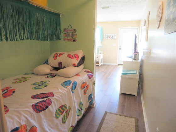 Panama City Beach, Florida 32413, 1 Bedroom Bedrooms, ,1 BathroomBathrooms,Residential,For Sale,Front Beach,868524