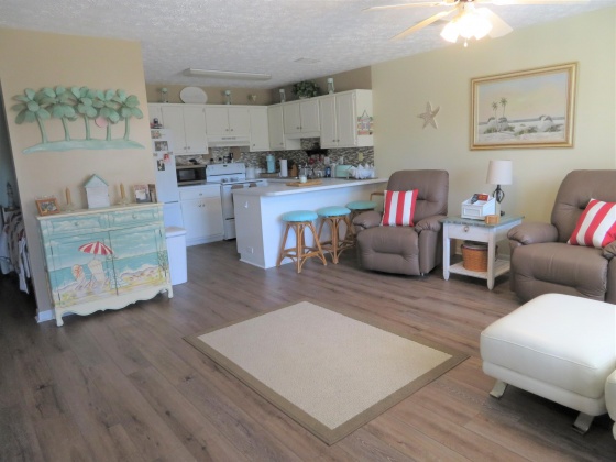 Panama City Beach, Florida 32413, 1 Bedroom Bedrooms, ,1 BathroomBathrooms,Residential,For Sale,Front Beach,868524