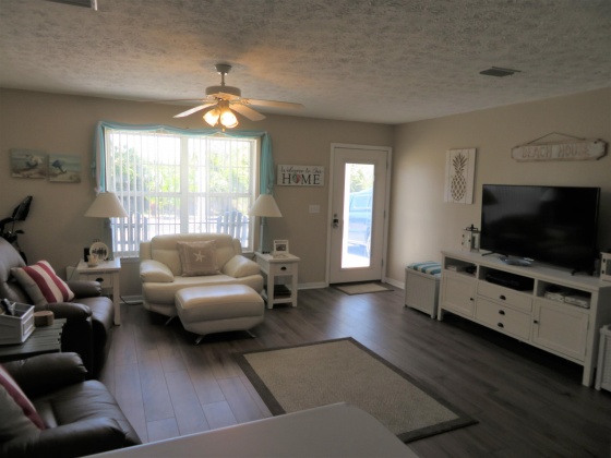 Panama City Beach, Florida 32413, 1 Bedroom Bedrooms, ,1 BathroomBathrooms,Residential,For Sale,Front Beach,868524