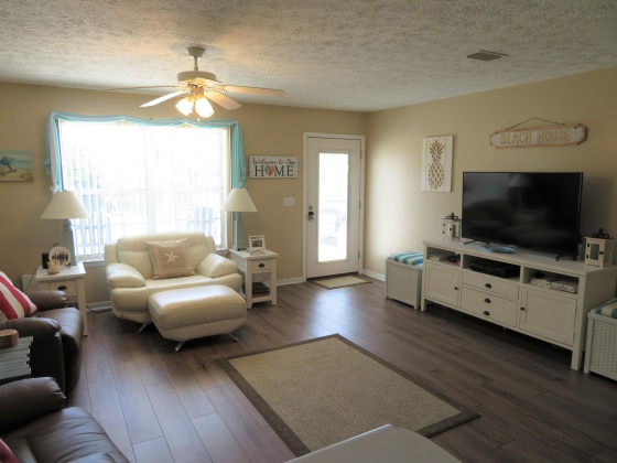 Panama City Beach, Florida 32413, 1 Bedroom Bedrooms, ,1 BathroomBathrooms,Residential,For Sale,Front Beach,868524