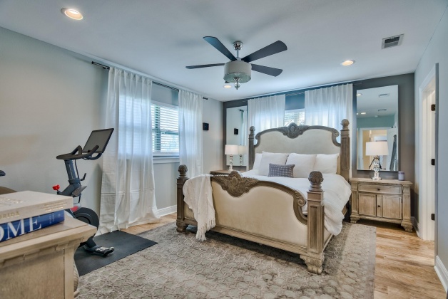 Panama City, Florida 32401, 3 Bedrooms Bedrooms, ,2 BathroomsBathrooms,Residential,For Sale,Dewitt,868525