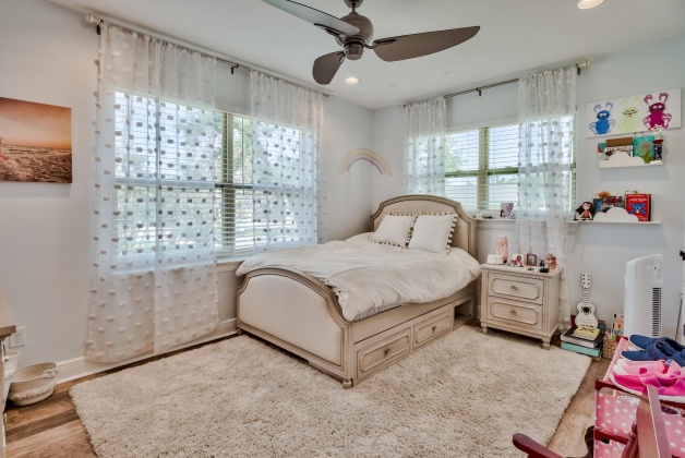 Panama City, Florida 32401, 3 Bedrooms Bedrooms, ,2 BathroomsBathrooms,Residential,For Sale,Dewitt,868525