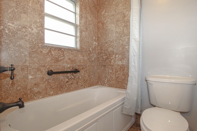 Fort Walton Beach, Florida 32547, 3 Bedrooms Bedrooms, ,2 BathroomsBathrooms,Residential,For Sale,Lang,868533