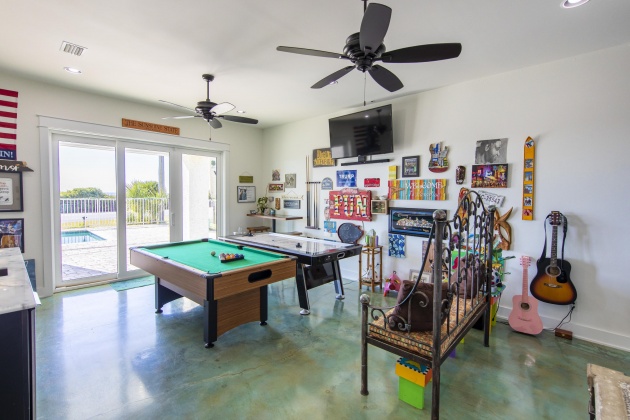 Panama City Beach, Florida 32413, 5 Bedrooms Bedrooms, ,5 BathroomsBathrooms,Residential,For Sale,Front Beach,868564