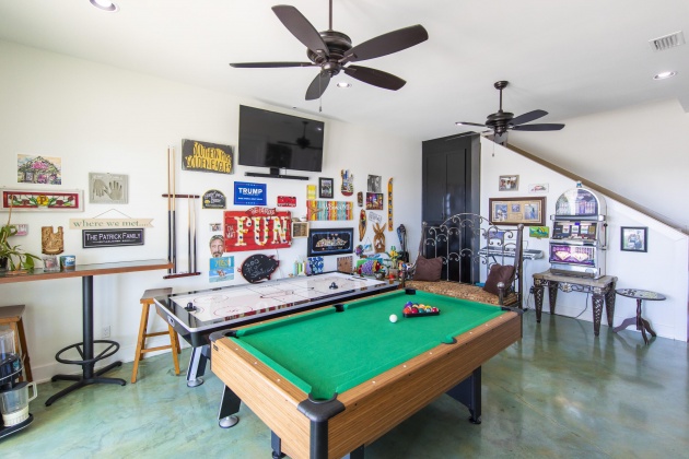 Panama City Beach, Florida 32413, 5 Bedrooms Bedrooms, ,5 BathroomsBathrooms,Residential,For Sale,Front Beach,868564