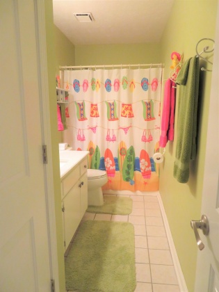 Panama City Beach, Florida 32413, 1 Bedroom Bedrooms, ,1 BathroomBathrooms,Residential,For Sale,Front Beach,868591