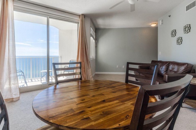 Panama City, Florida 32408, 1 Bedroom Bedrooms, ,2 BathroomsBathrooms,Residential,For Sale,Thomas,868656