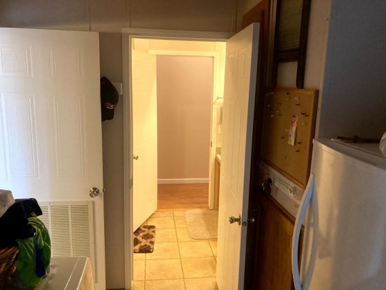 Defuniak Springs, Florida 32433, 4 Bedrooms Bedrooms, ,2 BathroomsBathrooms,Residential,For Sale,Kings Lake,868666