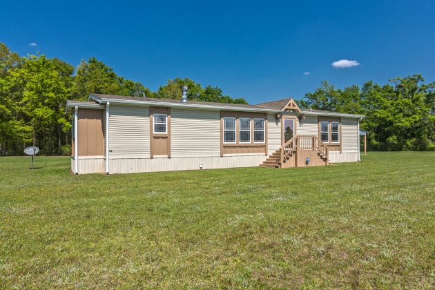 Laurel Hill, Florida 32567, 3 Bedrooms Bedrooms, ,2 BathroomsBathrooms,Residential,For Sale,Perkins,868661