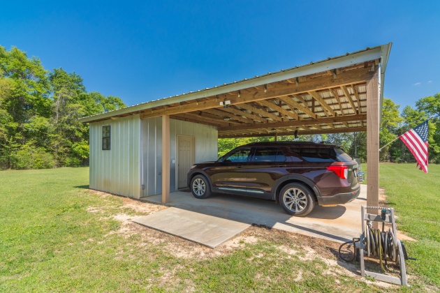 Laurel Hill, Florida 32567, 3 Bedrooms Bedrooms, ,2 BathroomsBathrooms,Residential,For Sale,Perkins,868661