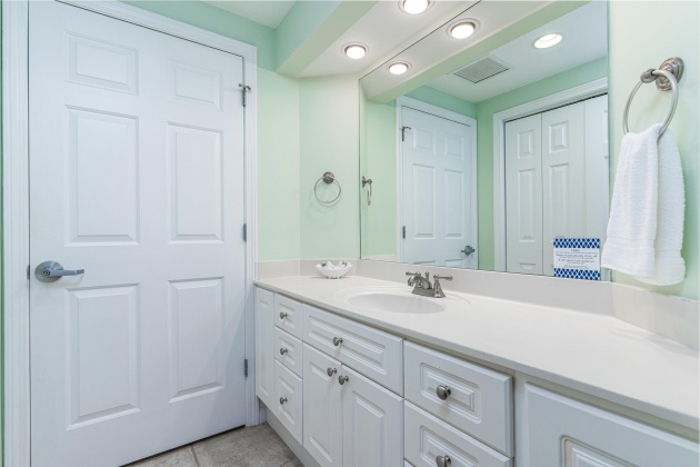 Miramar Beach, Florida 32550, 2 Bedrooms Bedrooms, ,3 BathroomsBathrooms,Residential,For Sale,Westwinds,868671