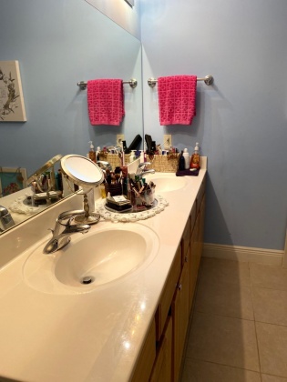 Miramar Beach, Florida 32550, 2 Bedrooms Bedrooms, ,2 BathroomsBathrooms,Residential,For Sale,Seascape,868689
