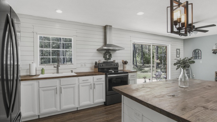 Defuniak Springs, Florida 32435, 3 Bedrooms Bedrooms, ,2 BathroomsBathrooms,Residential,For Sale,2nd,868719