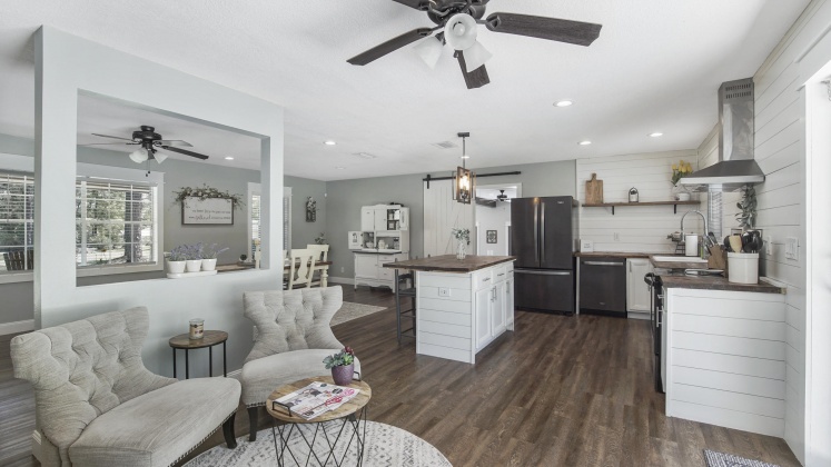 Defuniak Springs, Florida 32435, 3 Bedrooms Bedrooms, ,2 BathroomsBathrooms,Residential,For Sale,2nd,868719