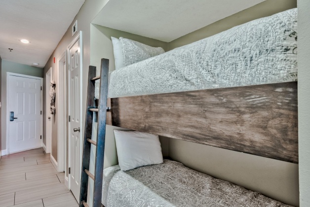 Santa Rosa Beach, Florida 32459, 1 Bedroom Bedrooms, ,1 BathroomBathrooms,Residential,For Sale,Eastern Lake,868722