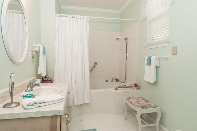 Vernon, Florida 32462, 3 Bedrooms Bedrooms, ,3 BathroomsBathrooms,Residential,For Sale,Two Creek,868649