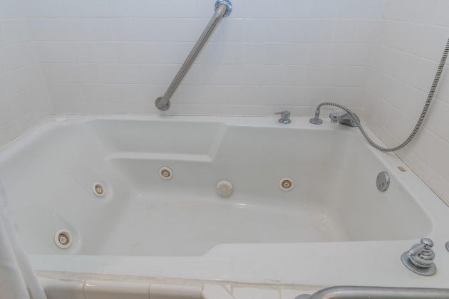Vernon, Florida 32462, 3 Bedrooms Bedrooms, ,3 BathroomsBathrooms,Residential,For Sale,Two Creek,868649