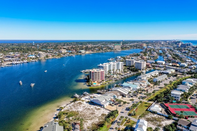 Destin, Florida 32541, 3 Bedrooms Bedrooms, ,3 BathroomsBathrooms,Residential,For Sale,Gulf Shore,860379