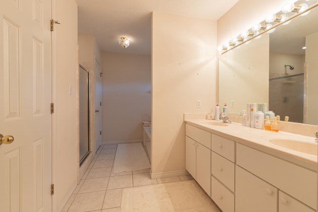 Miramar Beach, Florida 32550, 3 Bedrooms Bedrooms, ,2 BathroomsBathrooms,Residential,For Sale,Shore,868736