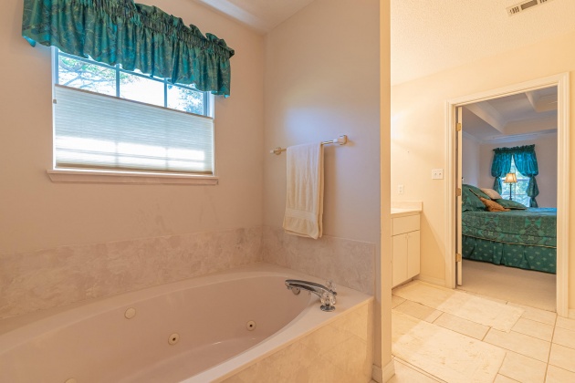 Miramar Beach, Florida 32550, 3 Bedrooms Bedrooms, ,2 BathroomsBathrooms,Residential,For Sale,Shore,868736