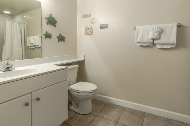 Panama City, Florida 32408, 2 Bedrooms Bedrooms, ,3 BathroomsBathrooms,Residential,For Sale,Thomas,868751