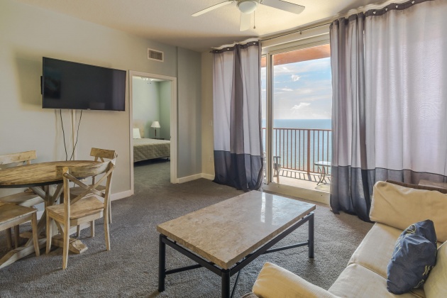 Panama City, Florida 32408, 2 Bedrooms Bedrooms, ,3 BathroomsBathrooms,Residential,For Sale,Thomas,868774
