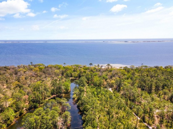 Gulf Breeze, Florida 32563, 4 Bedrooms Bedrooms, ,4 BathroomsBathrooms,Residential,For Sale,Dubose,868791