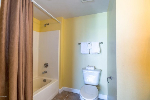 Panama City, Florida 32408, 1 Bedroom Bedrooms, ,2 BathroomsBathrooms,Residential,For Sale,Thomas,868793