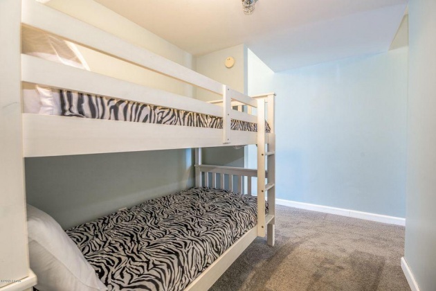 Panama City, Florida 32408, 1 Bedroom Bedrooms, ,2 BathroomsBathrooms,Residential,For Sale,Thomas,868793