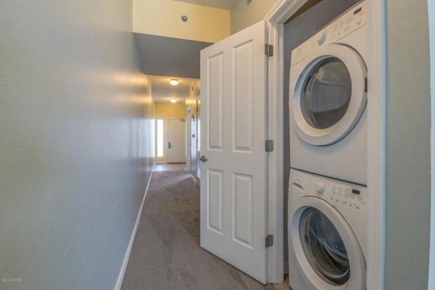 Panama City, Florida 32408, 1 Bedroom Bedrooms, ,2 BathroomsBathrooms,Residential,For Sale,Thomas,868793