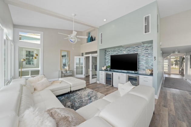 Panama City Beach, Florida 32413, 6 Bedrooms Bedrooms, ,7 BathroomsBathrooms,Residential,For Sale,Front Beach Road,868792