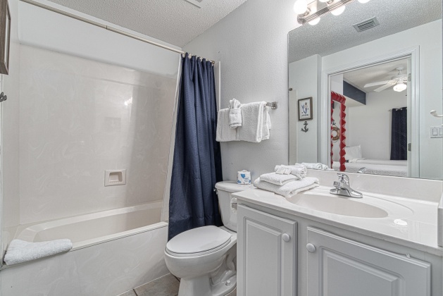 Navarre, Florida 32566, 3 Bedrooms Bedrooms, ,3 BathroomsBathrooms,Residential,For Sale,Gulf,861547