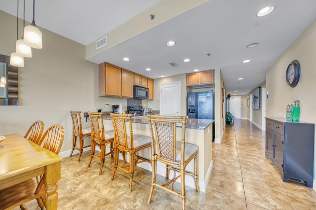 Panama City Beach, Florida 32413, 2 Bedrooms Bedrooms, ,2 BathroomsBathrooms,Residential,For Sale,Front Beach,868837