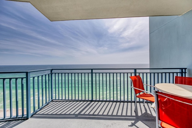 Panama City Beach, Florida 32413, 2 Bedrooms Bedrooms, ,2 BathroomsBathrooms,Residential,For Sale,Front Beach,868837