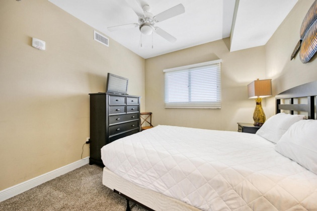 Panama City Beach, Florida 32413, 2 Bedrooms Bedrooms, ,2 BathroomsBathrooms,Residential,For Sale,Front Beach,868837