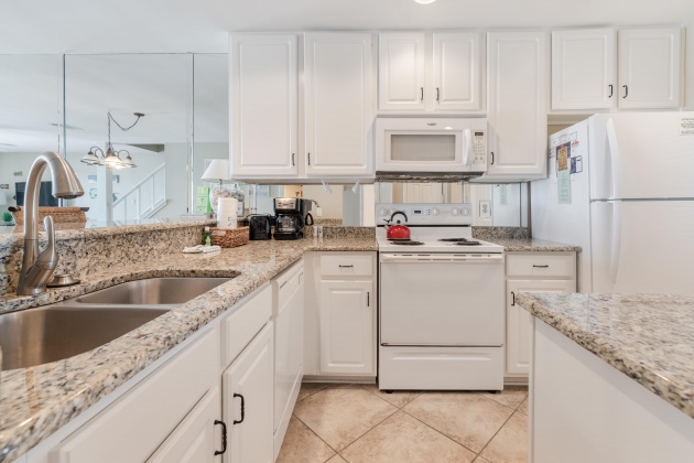 Panama City Beach, Florida 32413, 2 Bedrooms Bedrooms, ,3 BathroomsBathrooms,Residential,For Sale,Front Beach,868870
