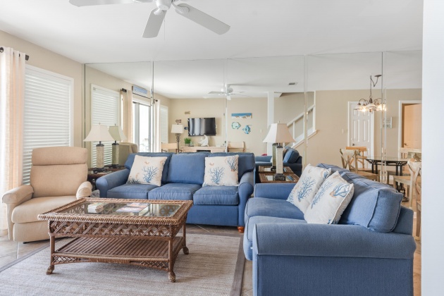 Panama City Beach, Florida 32413, 2 Bedrooms Bedrooms, ,3 BathroomsBathrooms,Residential,For Sale,Front Beach,868870