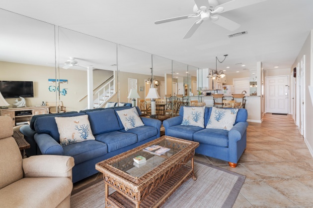 Panama City Beach, Florida 32413, 2 Bedrooms Bedrooms, ,3 BathroomsBathrooms,Residential,For Sale,Front Beach,868870