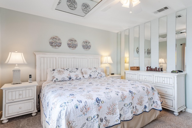 Panama City Beach, Florida 32413, 2 Bedrooms Bedrooms, ,3 BathroomsBathrooms,Residential,For Sale,Front Beach,868870